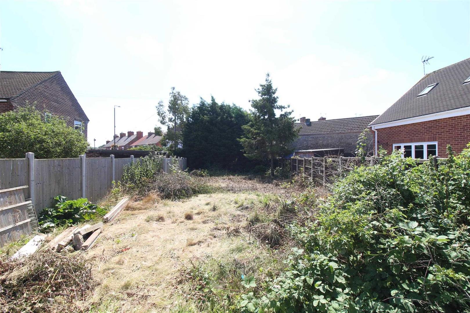 Bakestone Moor, Access off Claylands Place, Worksop